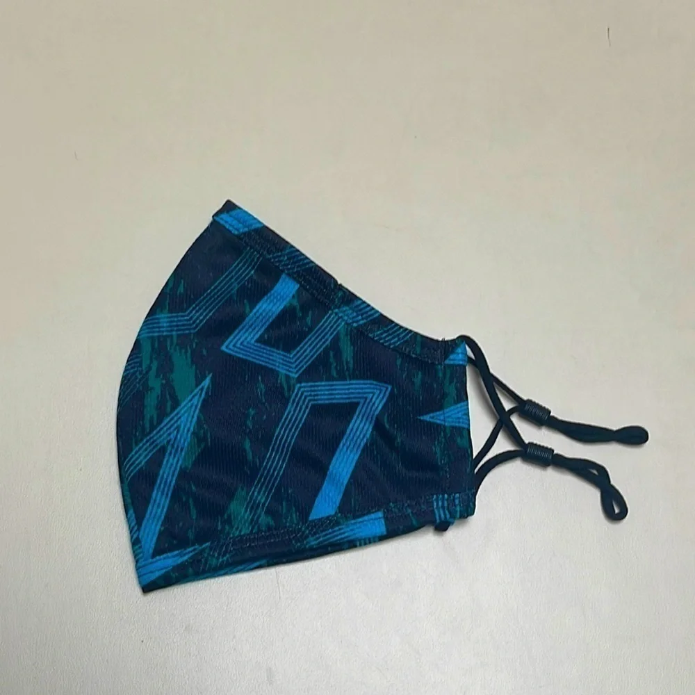 ❤️ 🆕 BOOMER geometric face mask